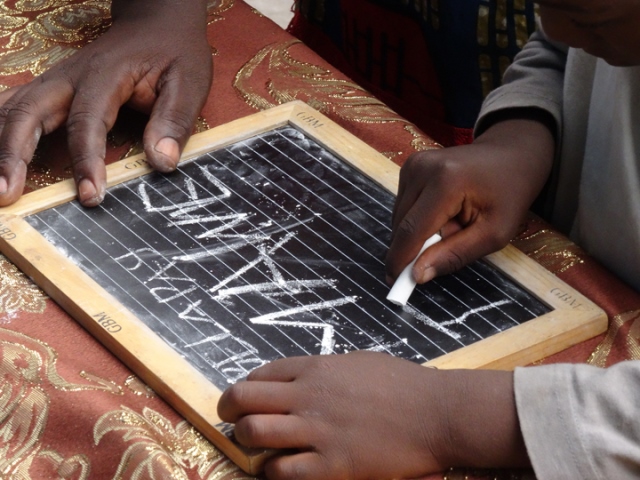 De Farèlschool in Katwijk spaart voor kids Congo | Hands & Feet